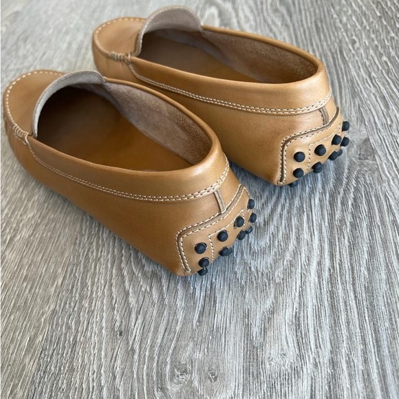 Tod’s Gommino Driving Loafers - like new - Picture 5 of 11